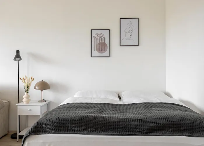 Global Living - Design Apartments I Terrace I Kitchen I Smart-Tv I Parking Space I Muenchen