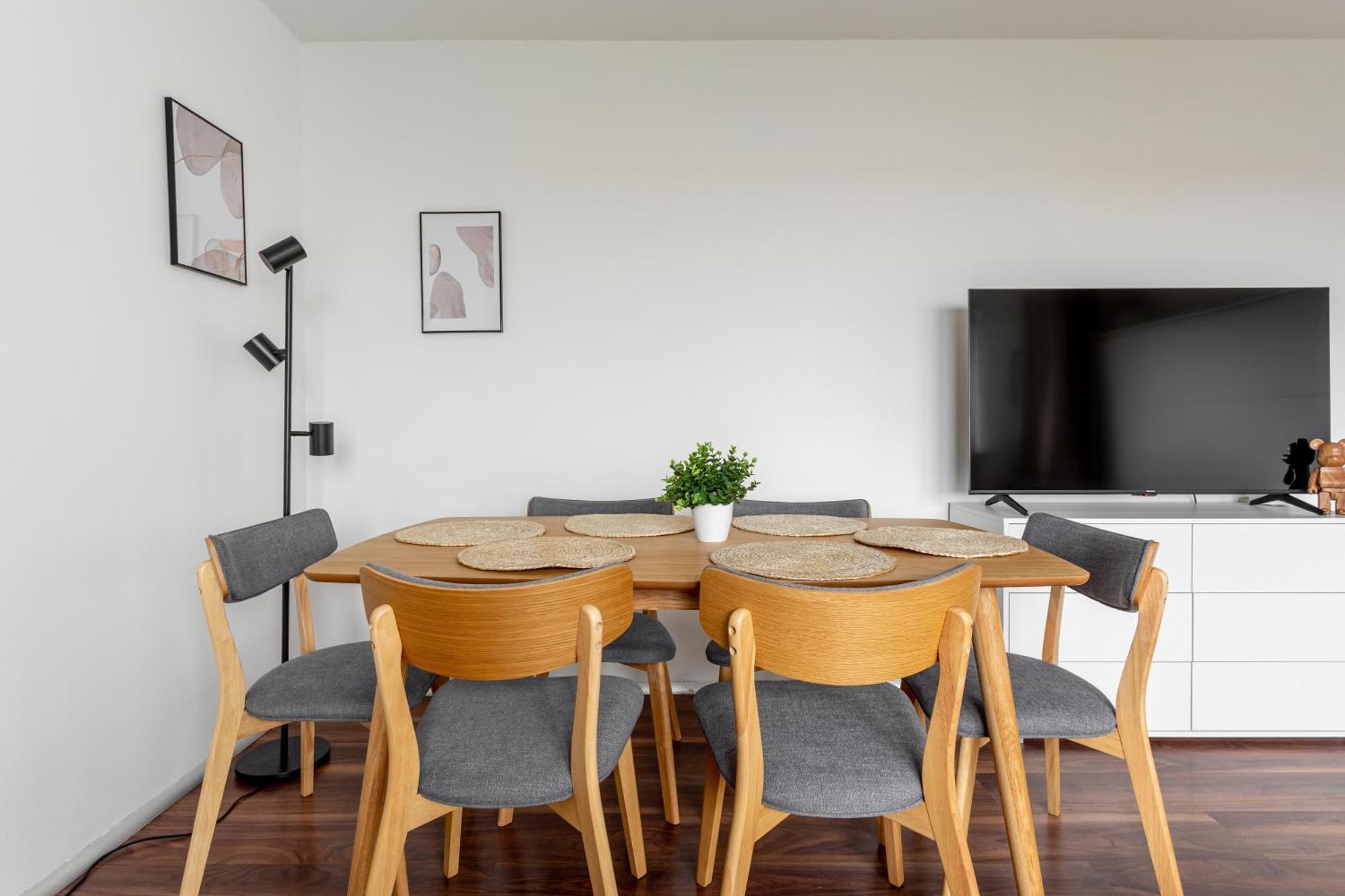 Global Living - Design I Terrace I Kitchen I Smart-tv I Parking Space I Апартаменты Мюнхен
