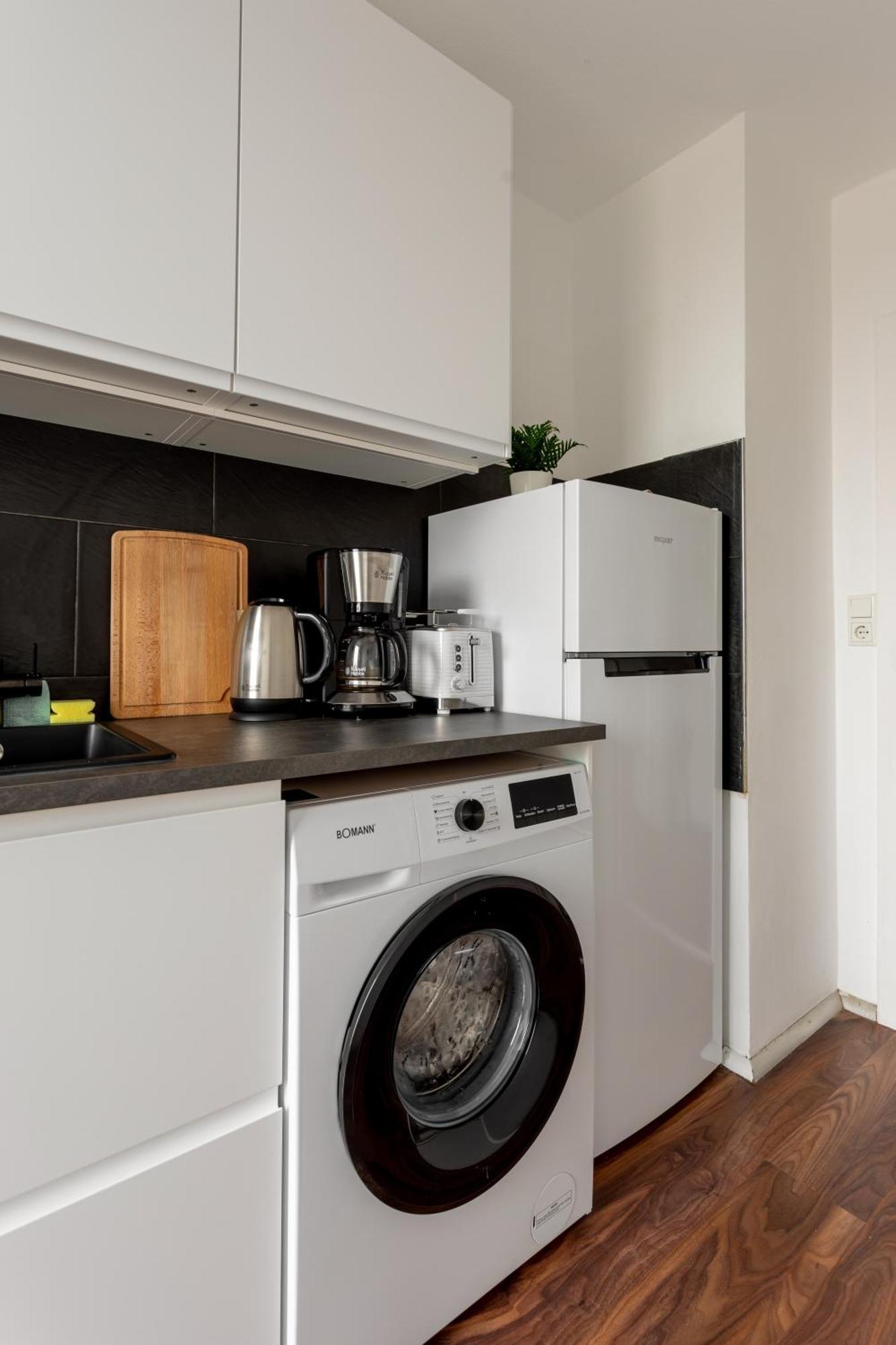 Apartment Global Living - Design I Terrace I Kitchen I Smart-tv I Parking Space I München