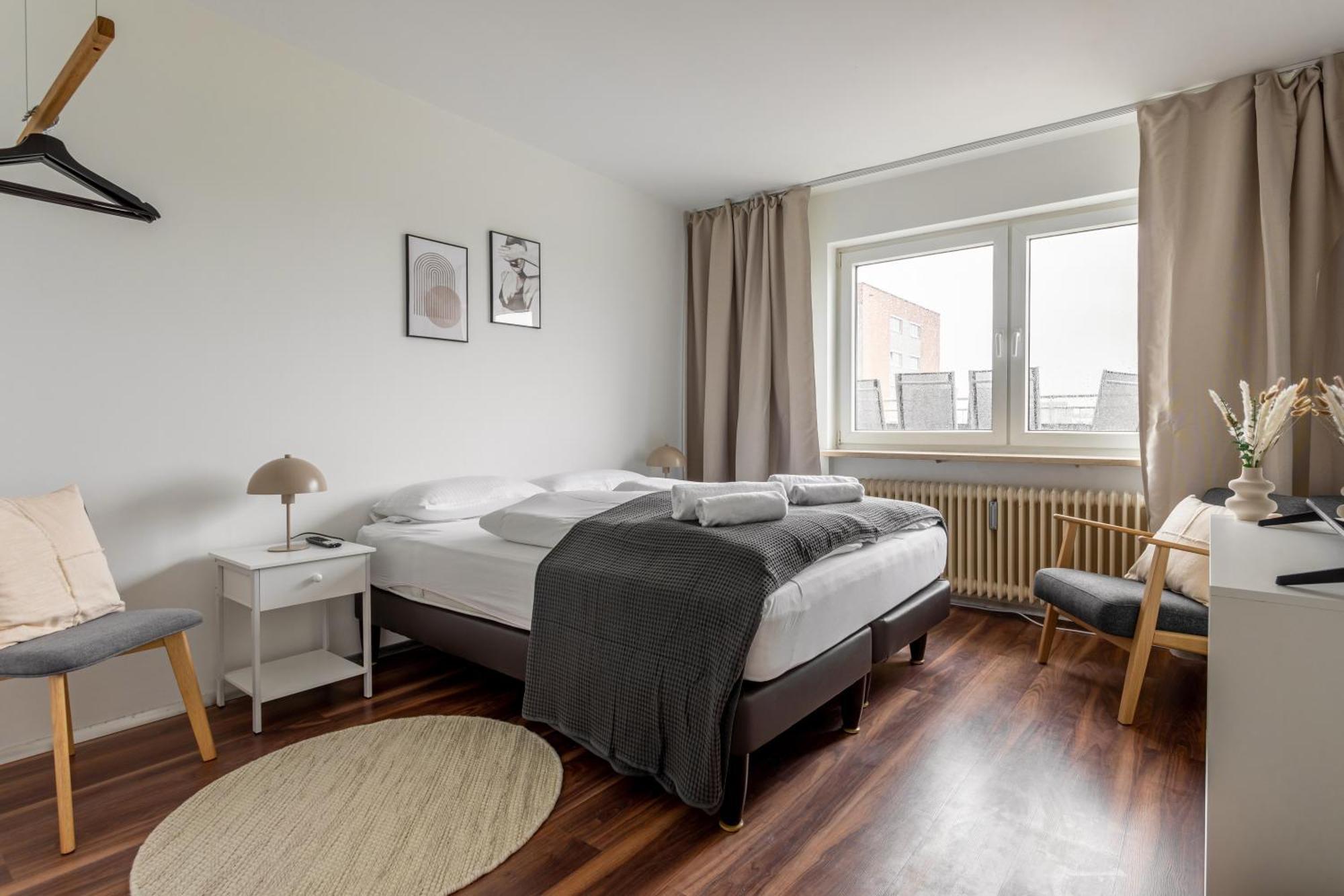 Global Living - Design I Terrace I Kitchen I Smart-tv I Parking Space I * München