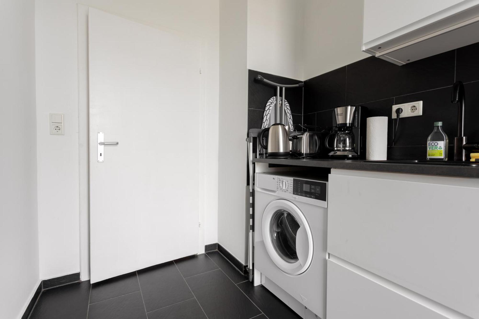 Global Living - Design I Terrace I Kitchen I Smart-tv I Parking Space I Apartment München