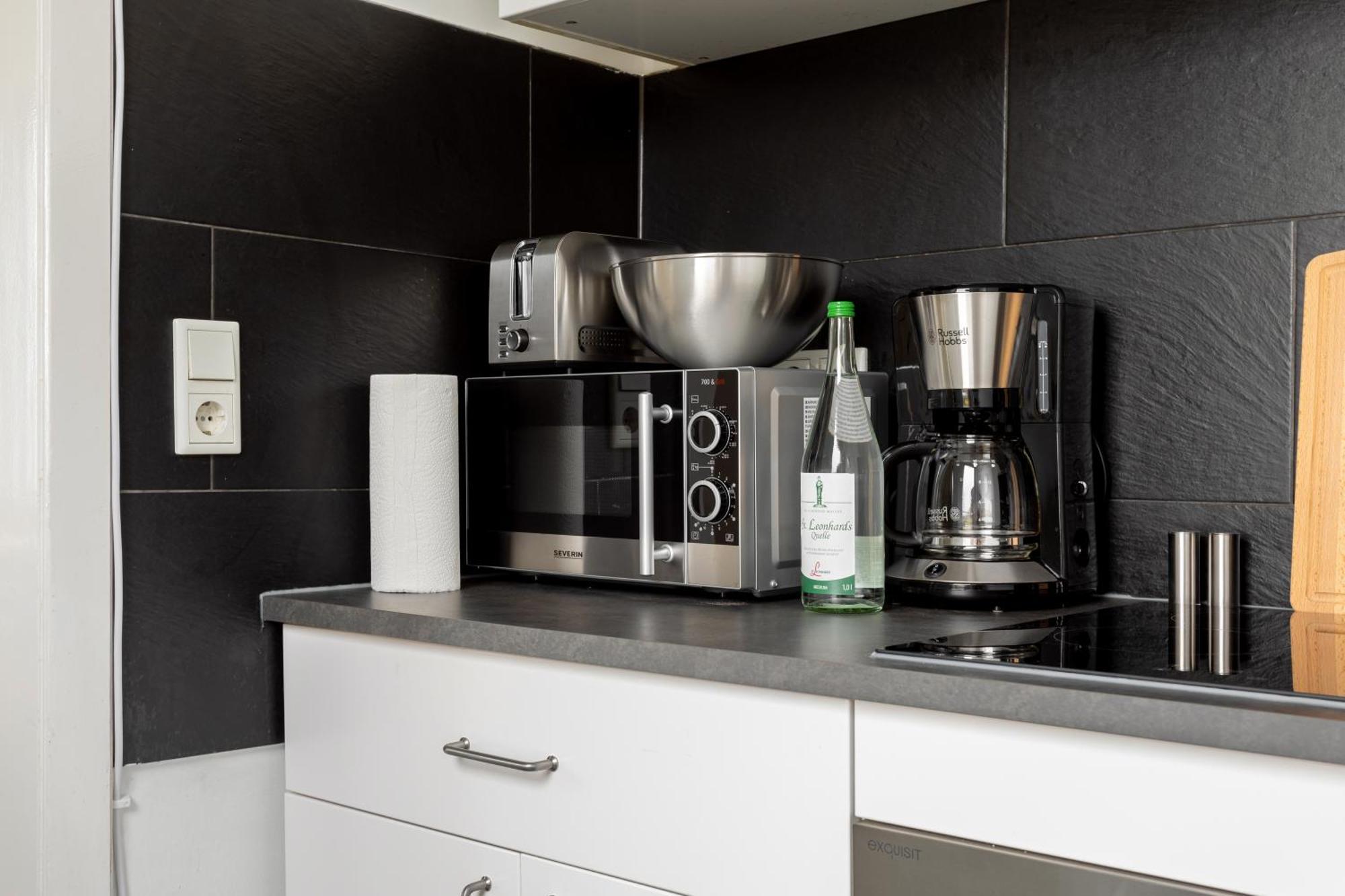 Global Living - Design I Terrace I Kitchen I Smart-tv I Parking Space I * München