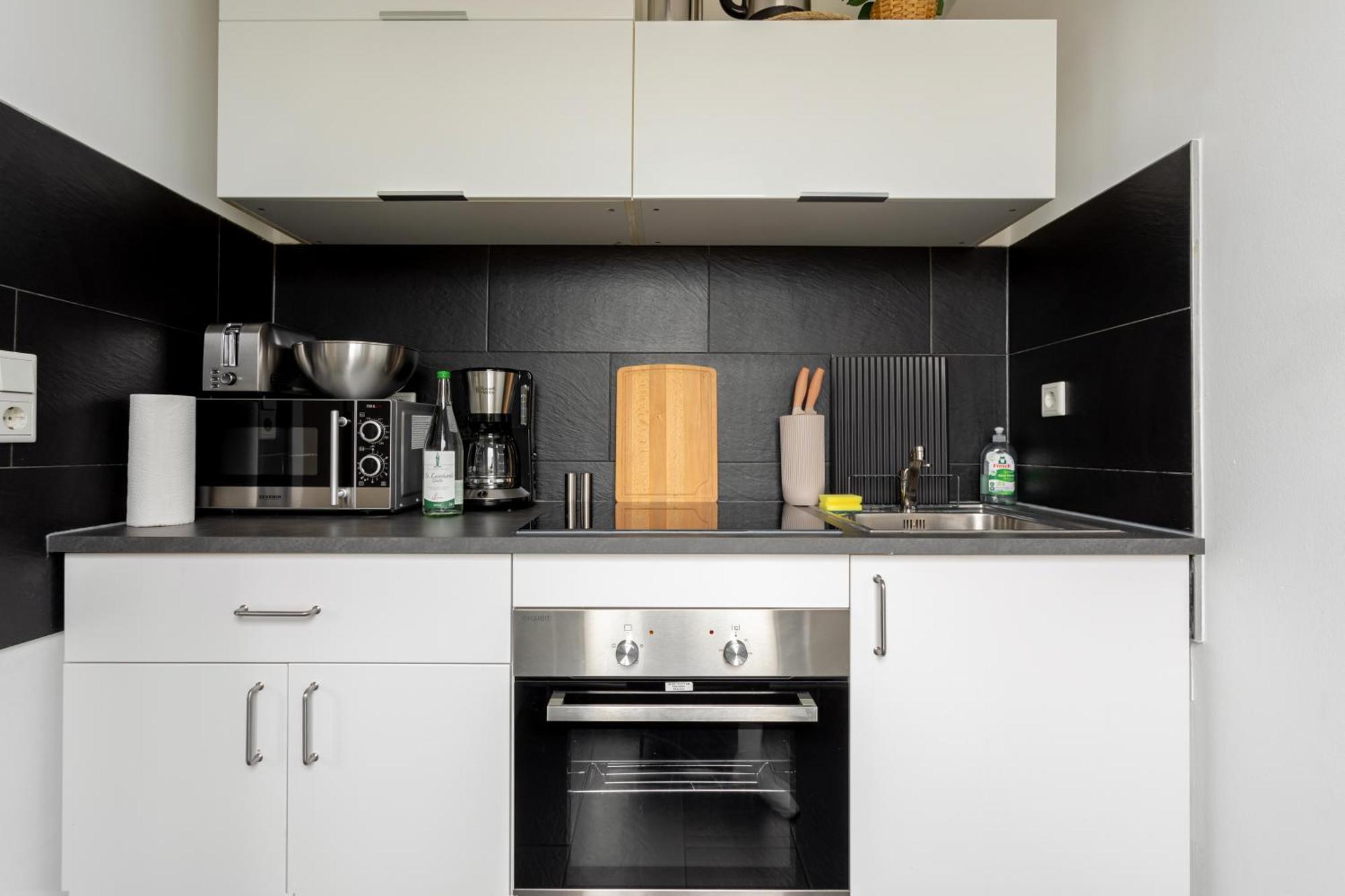 Apartment Global Living - Design I Terrace I Kitchen I Smart-tv I Parking Space I München